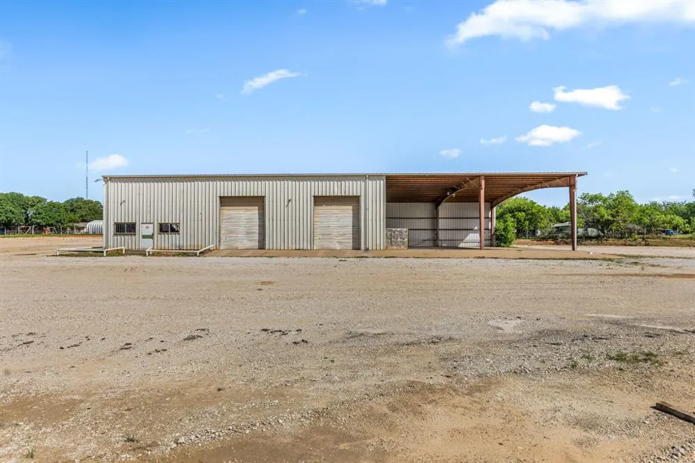 528 US Highway 380 W Graham, TX 76450