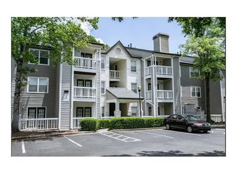100 Dunwoody Gables Drive #2D-212 Dunwoody, GA 30338