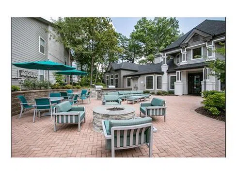 100 Dunwoody Gables Drive #2D-212 Dunwoody, GA 30338