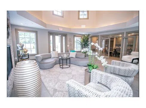 100 Dunwoody Gables Drive #2D-212 Dunwoody, GA 30338