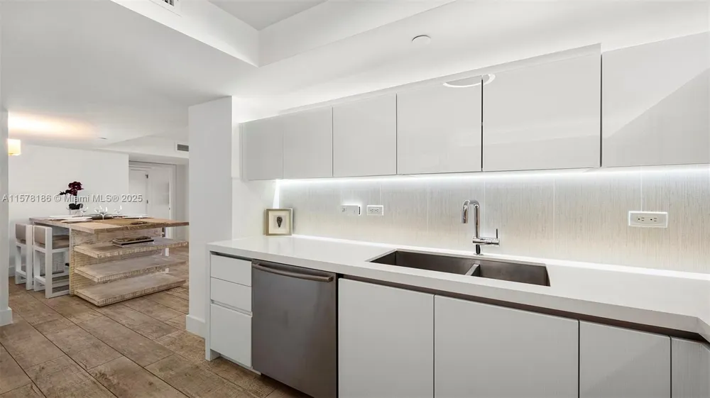 Address Not Shown Miami Beach, FL 33139