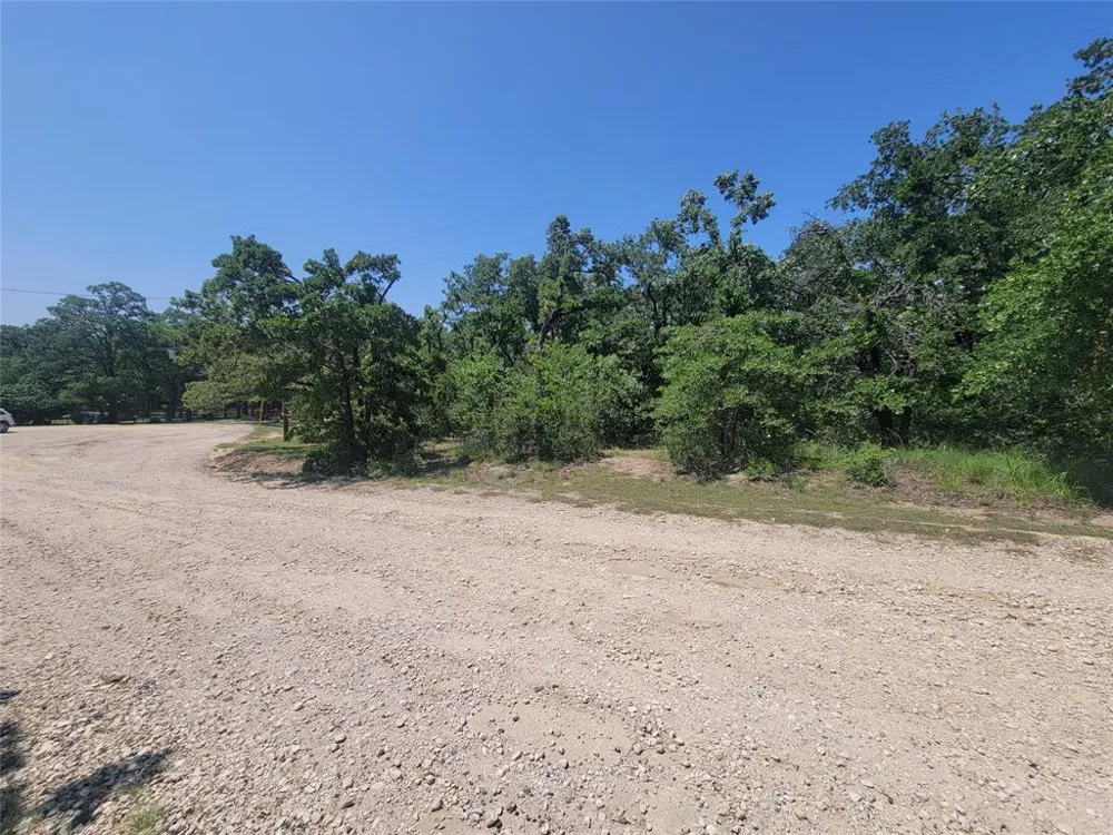 38 Pawnee Trail Nocona, TX 76255