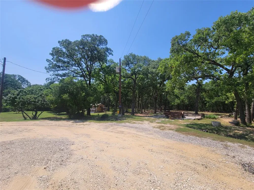 38 Pawnee Trail Nocona, TX 76255