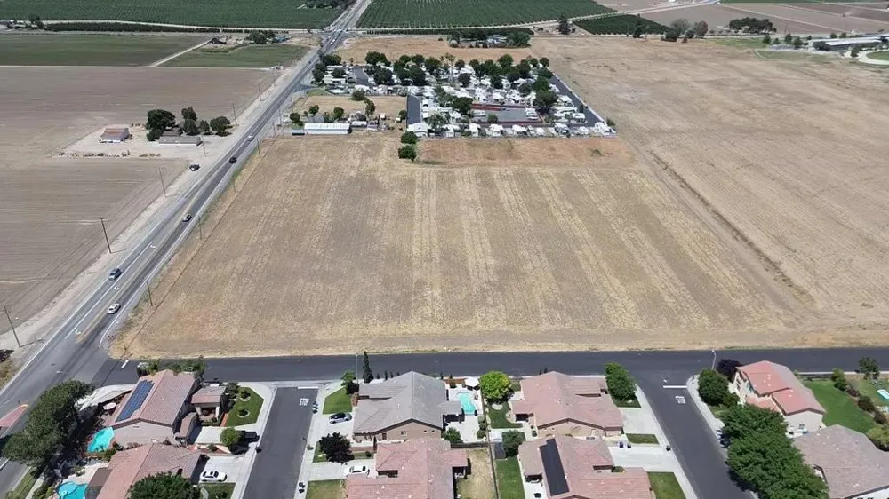 W Lacey Hanford, CA 93230