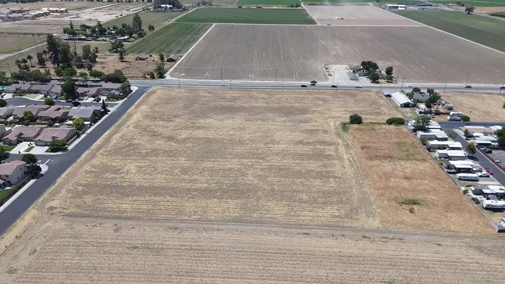 W Lacey Hanford, CA 93230