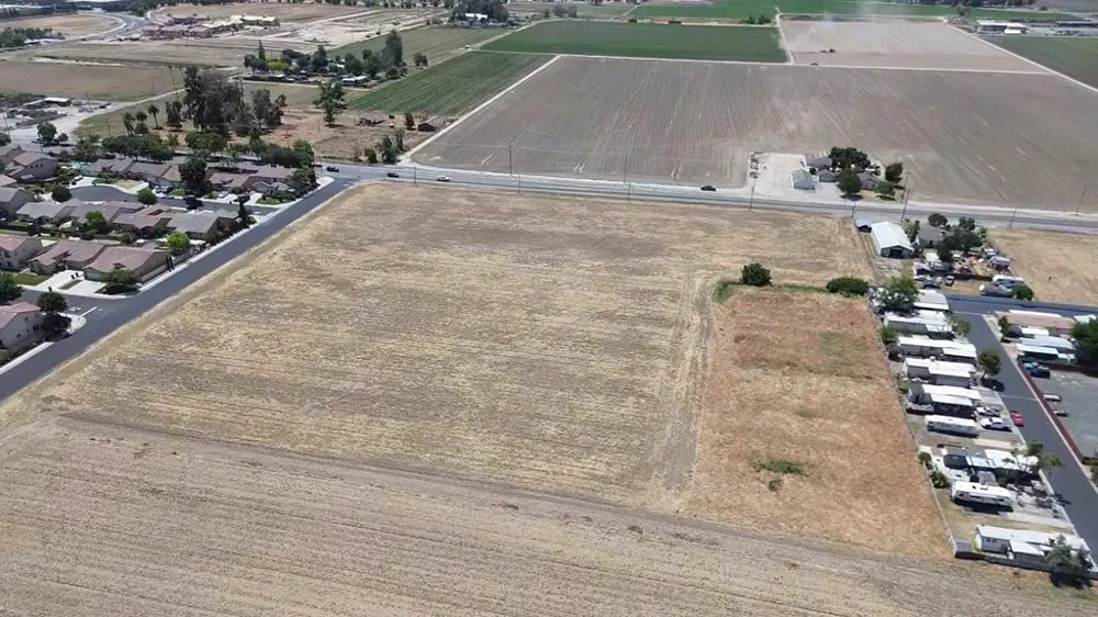 W Lacey Hanford, CA 93230