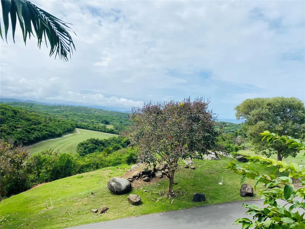 LAS CASITAS VILLAGE 1 1 AVE CONQUISTADOR #5393 Fajardo, PR 00738