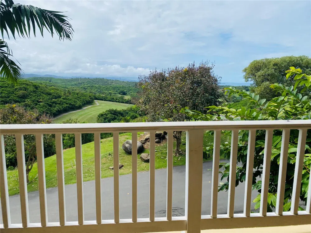 LAS CASITAS VILLAGE 1 1 AVE CONQUISTADOR #5393 Fajardo, PR 00738