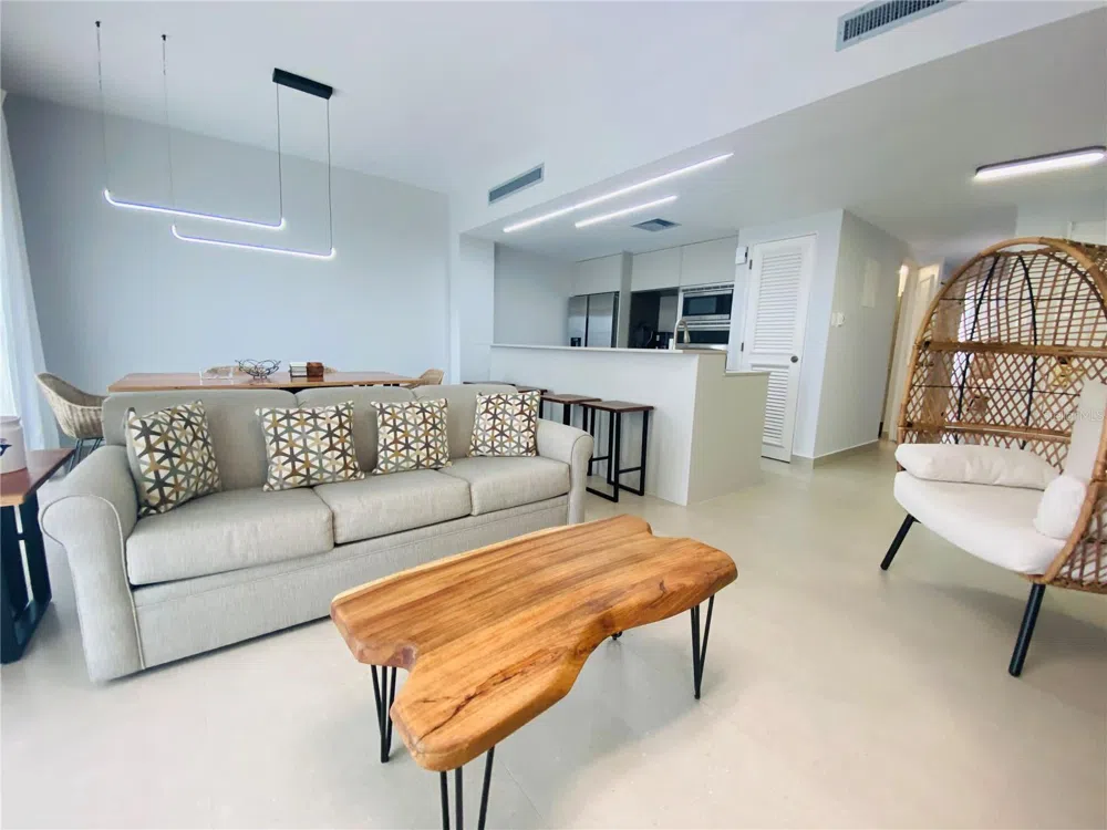 LAS CASITAS VILLAGE 1 1 AVE CONQUISTADOR #5393 Fajardo, PR 00738