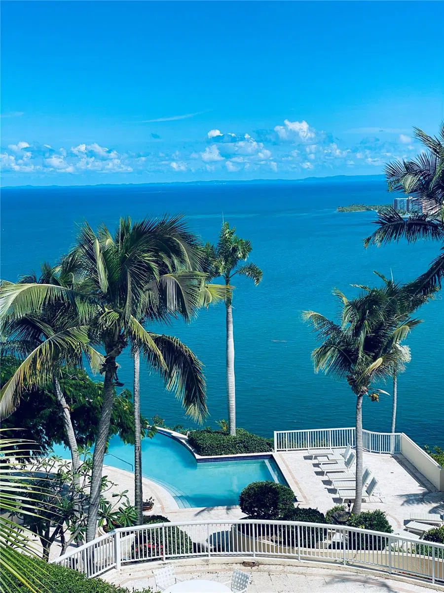 LAS CASITAS VILLAGE 1 1 AVE CONQUISTADOR #5393 Fajardo, PR 00738