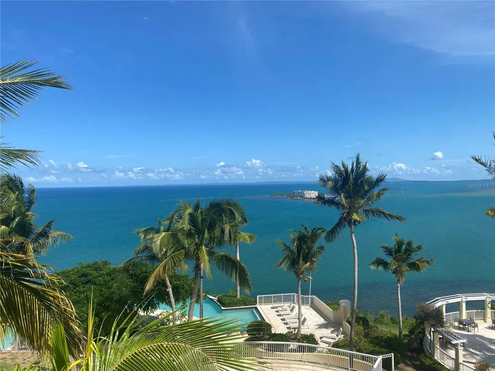 LAS CASITAS VILLAGE 1 1 AVE CONQUISTADOR #5393 Fajardo, PR 00738