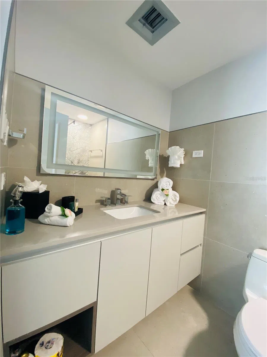 LAS CASITAS VILLAGE 1 1 AVE CONQUISTADOR #5393 Fajardo, PR 00738