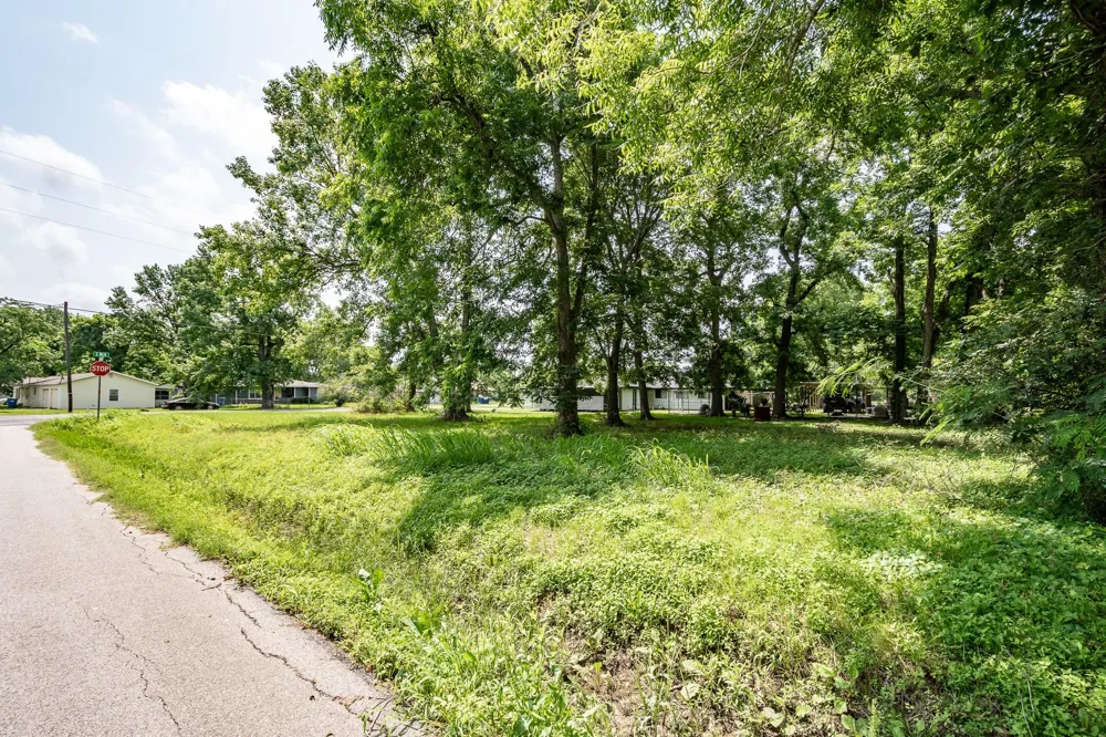 W Cormier - 000 Street Ames, TX 77575
