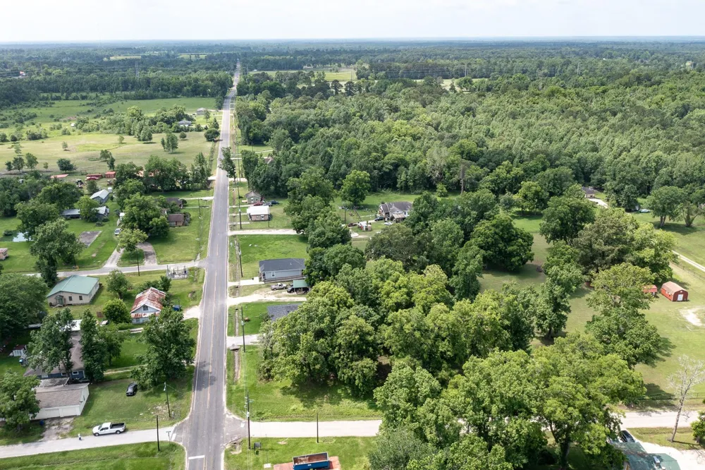 W Cormier - 000 Street Ames, TX 77575