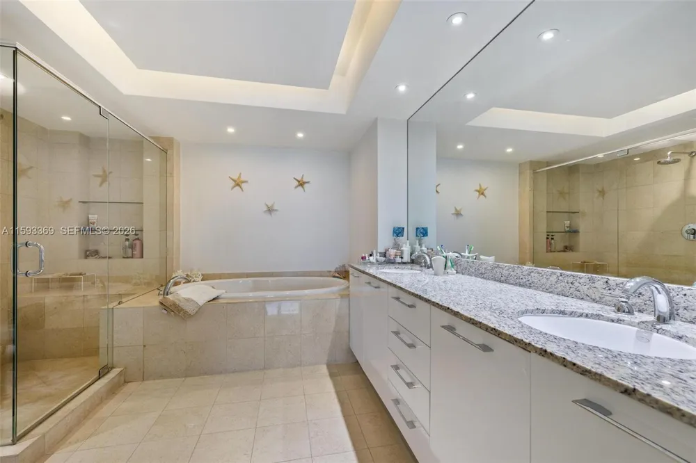 1800 S Ocean Dr #1401 Hallandale Beach, FL 33009