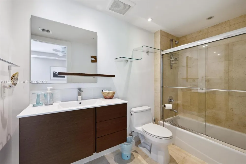 1800 S Ocean Dr #1401 Hallandale Beach, FL 33009