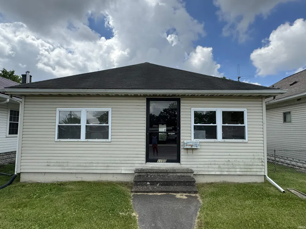 1105 E MARKLAND AVENUE