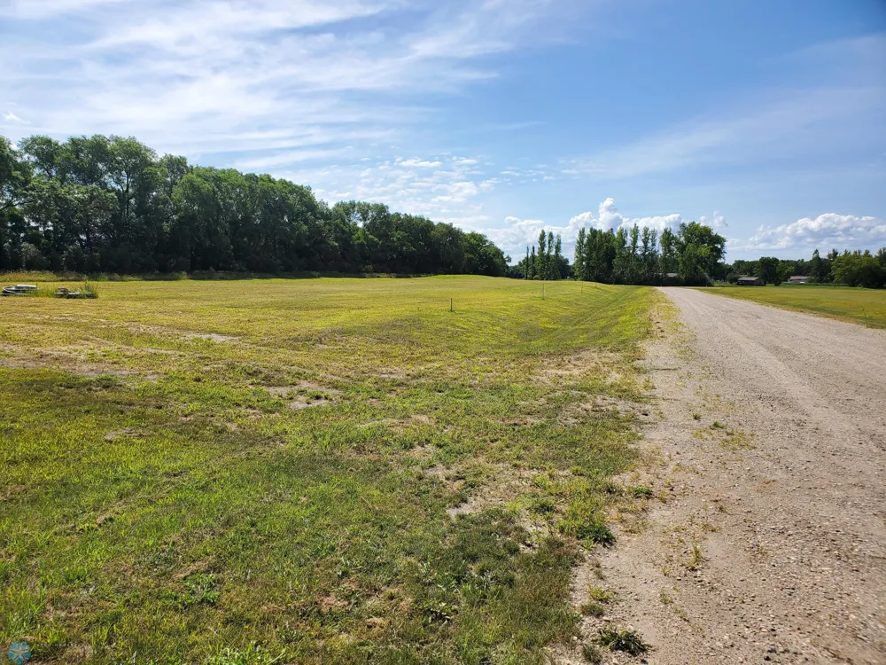 1005 EDISON STREET Milnor, ND 58060