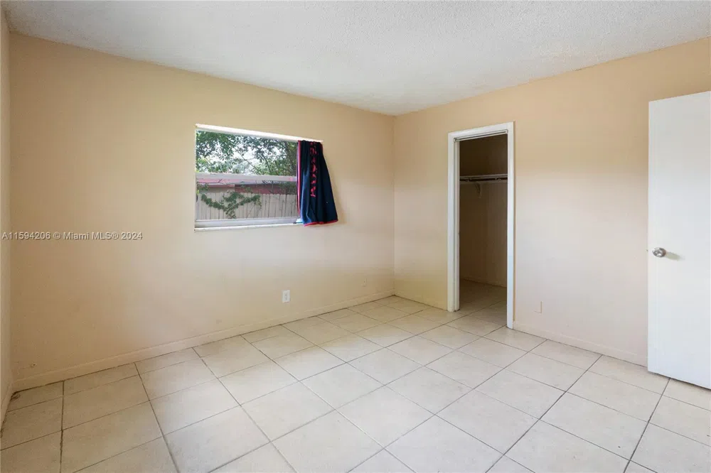 1440 NW 20th St, unit B Fort Lauderdale, FL 33311