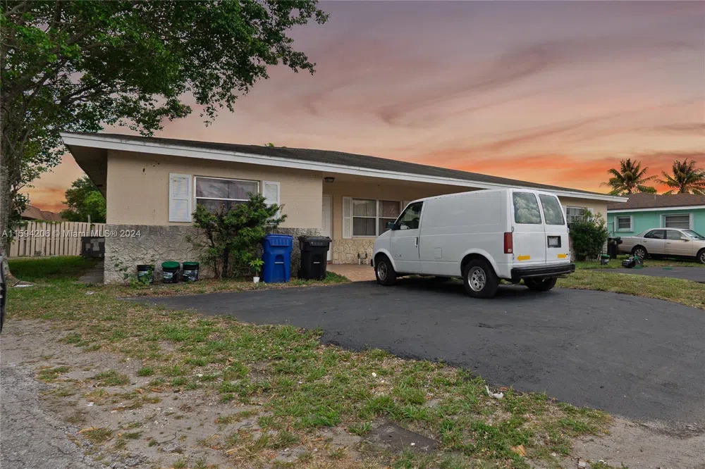 1440 NW 20th St, unit B Fort Lauderdale, FL 33311