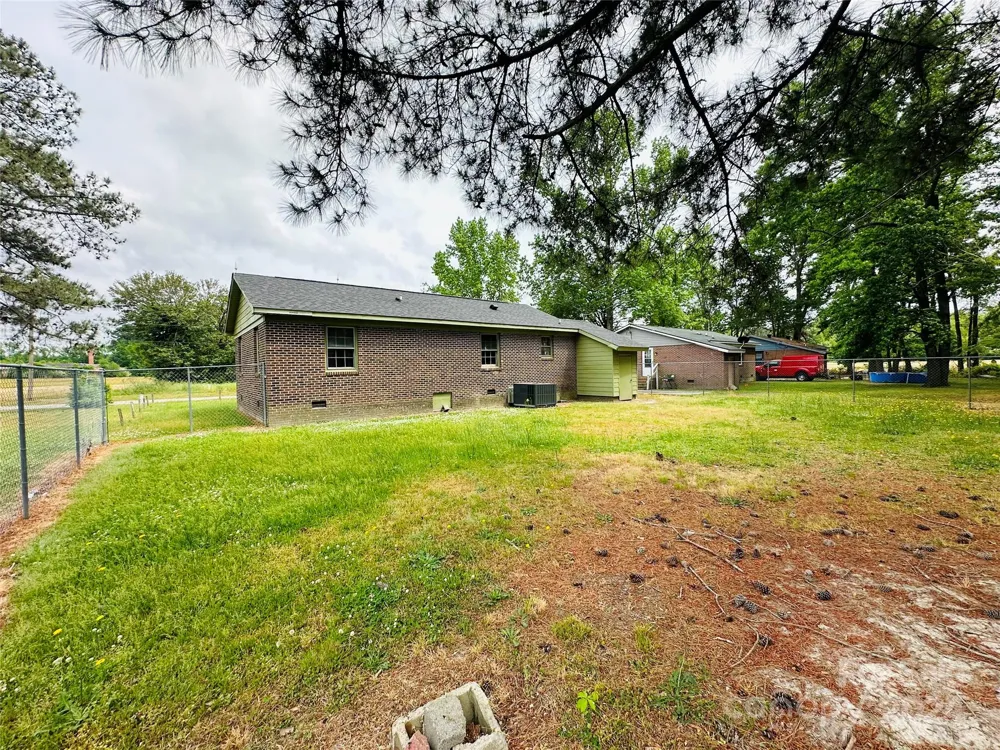 612 Dr Martin Luther King Jr Avenue Enfield, NC 27823