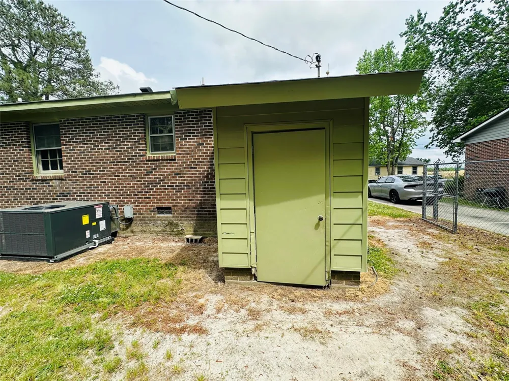 612 Dr Martin Luther King Jr Avenue Enfield, NC 27823