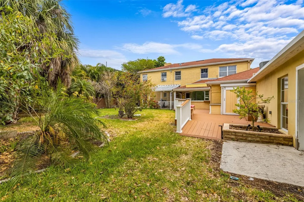 803 BAYSHORE BOULEVARD Tampa, FL 33606