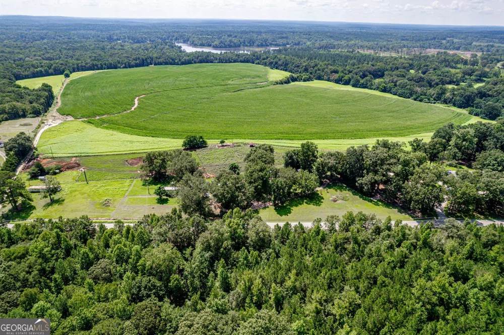 100AC Twin Bridges RD Eatonton, GA 31024