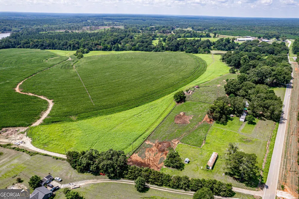 100AC Twin Bridges RD Eatonton, GA 31024