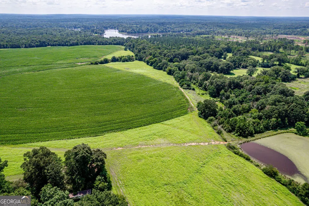 100AC Twin Bridges RD Eatonton, GA 31024