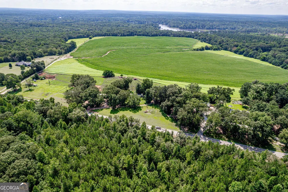 100AC Twin Bridges RD Eatonton, GA 31024