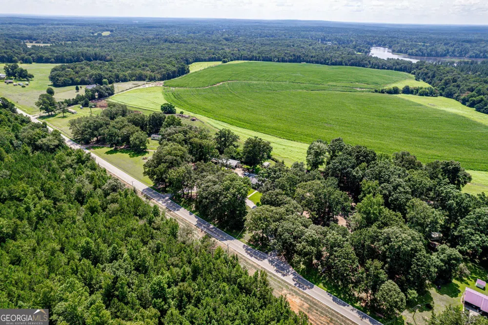 100AC Twin Bridges RD Eatonton, GA 31024