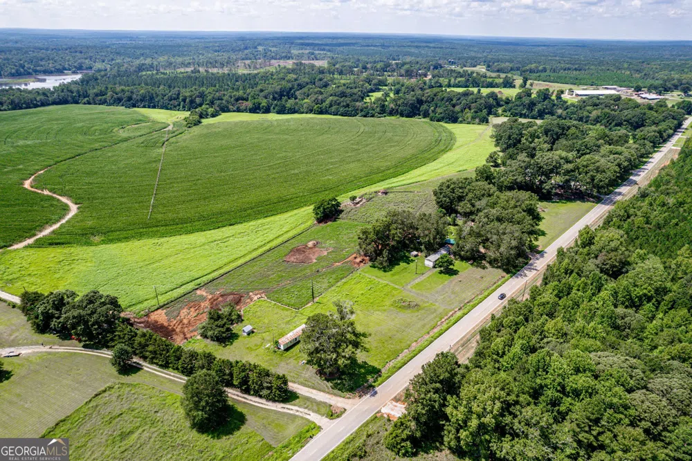 100AC Twin Bridges RD Eatonton, GA 31024
