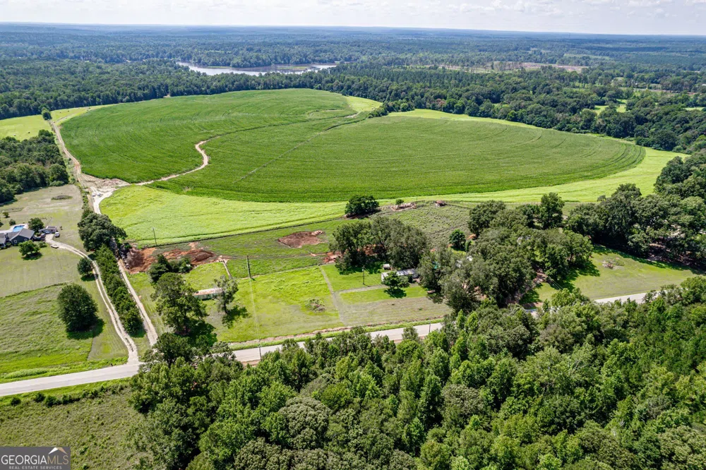 100AC Twin Bridges RD Eatonton, GA 31024