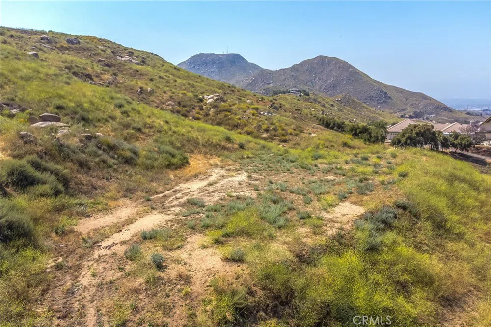 Winship Way Colton, CA 92324