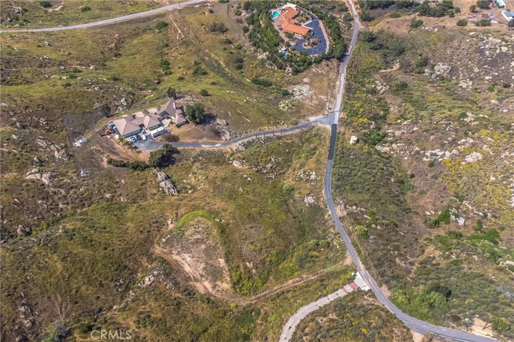 Winship Way Colton, CA 92324