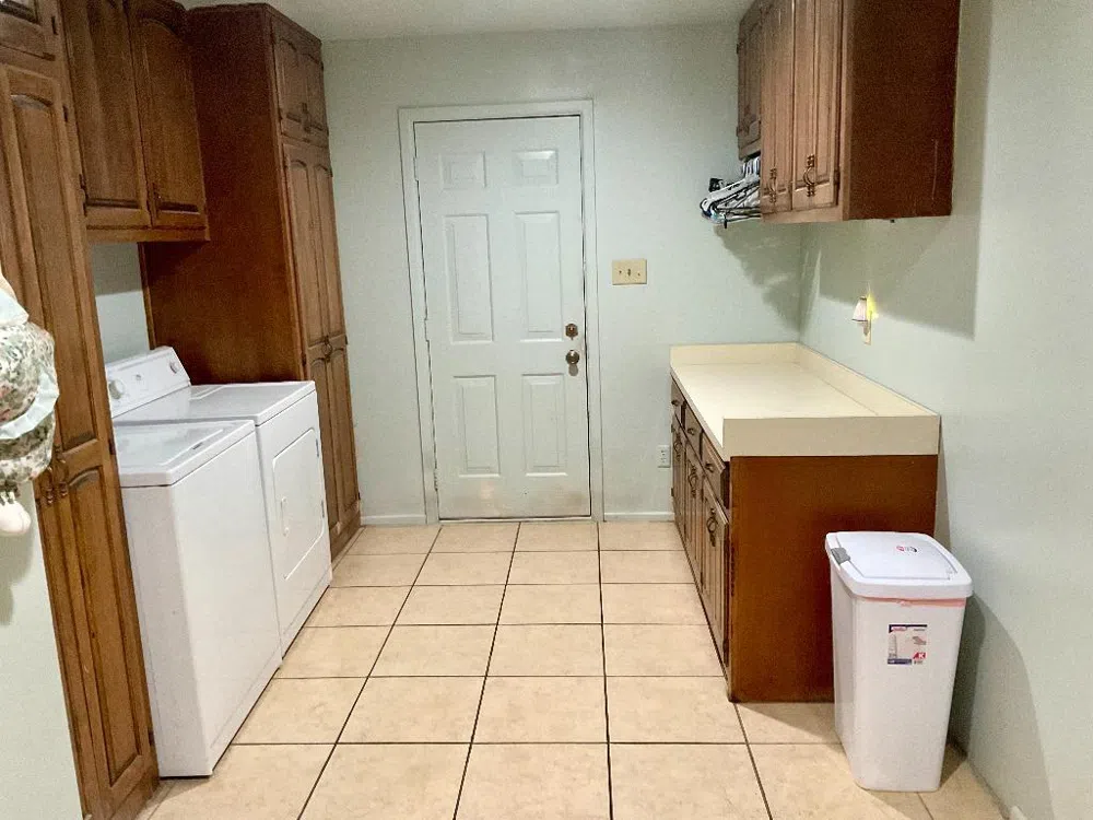 915 W Main Street Post, TX 79356