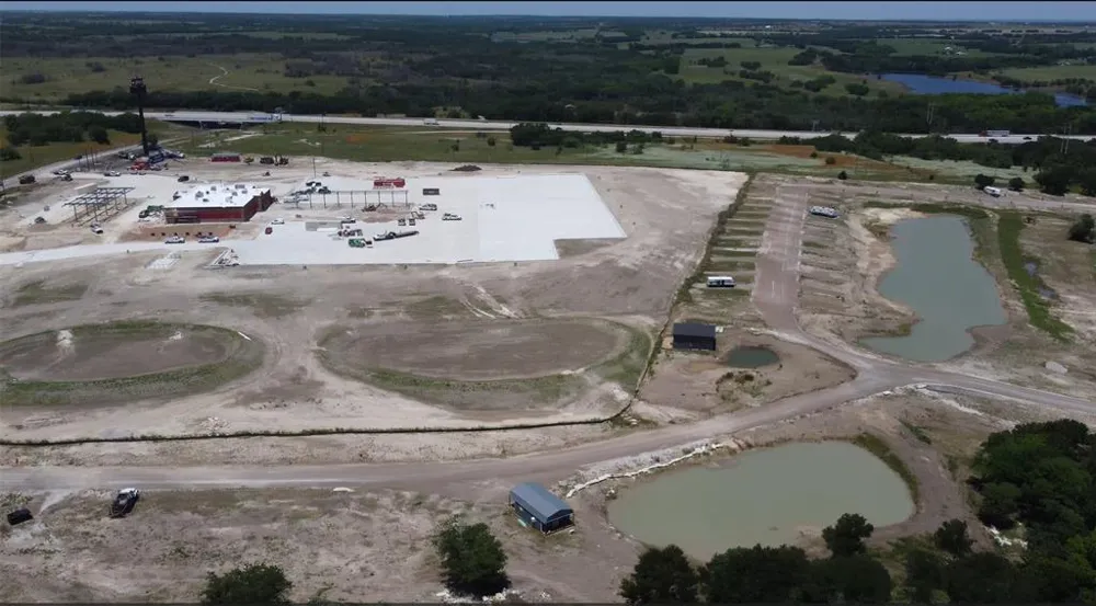 566 I-35e S Milford, TX 76670