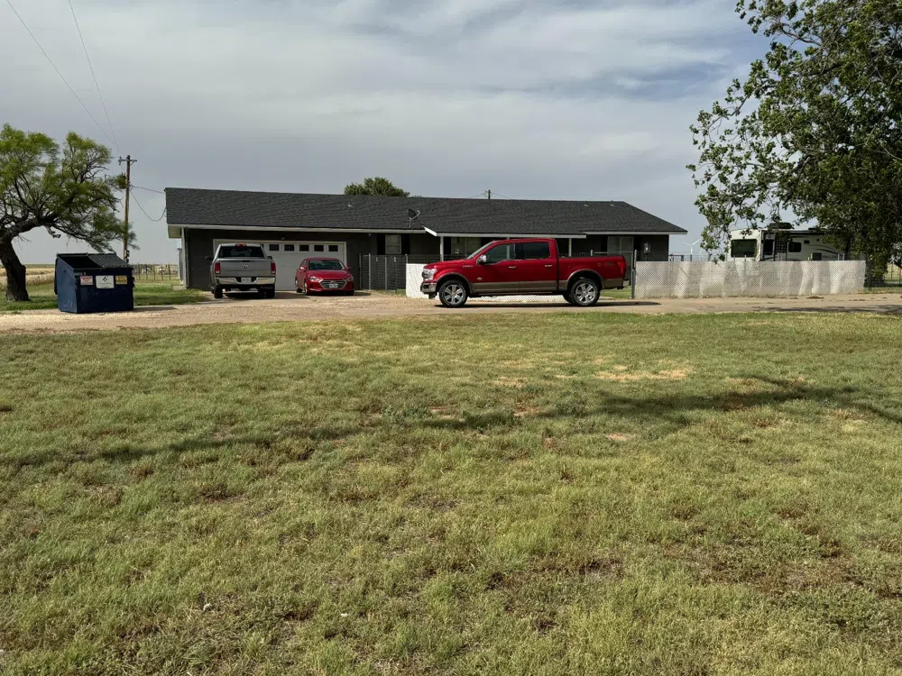 2511 US Highway 70 Floydada, TX 79235