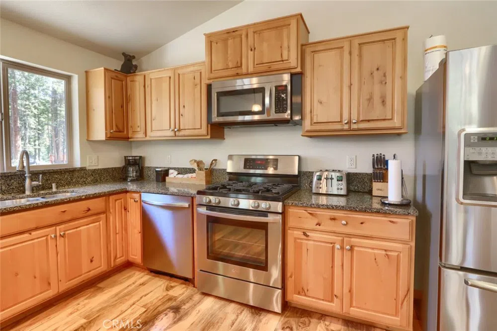 7400 Choke Cherry Lane Yosemite, CA 95389