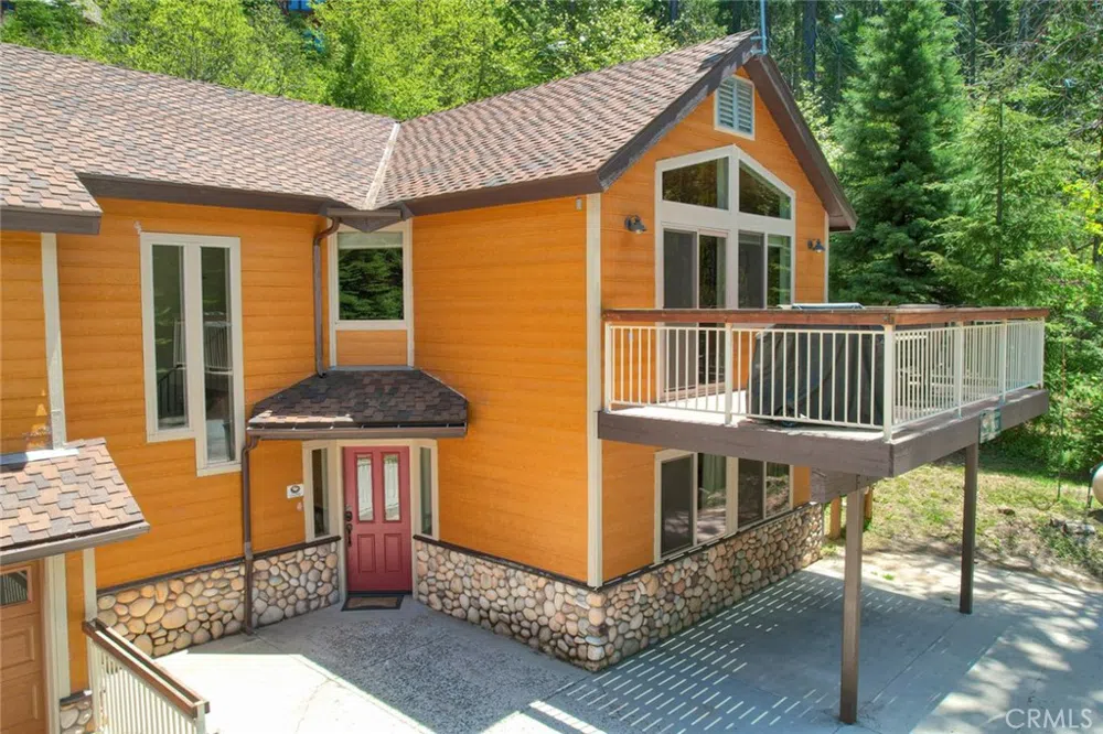 7400 Choke Cherry Lane Yosemite, CA 95389