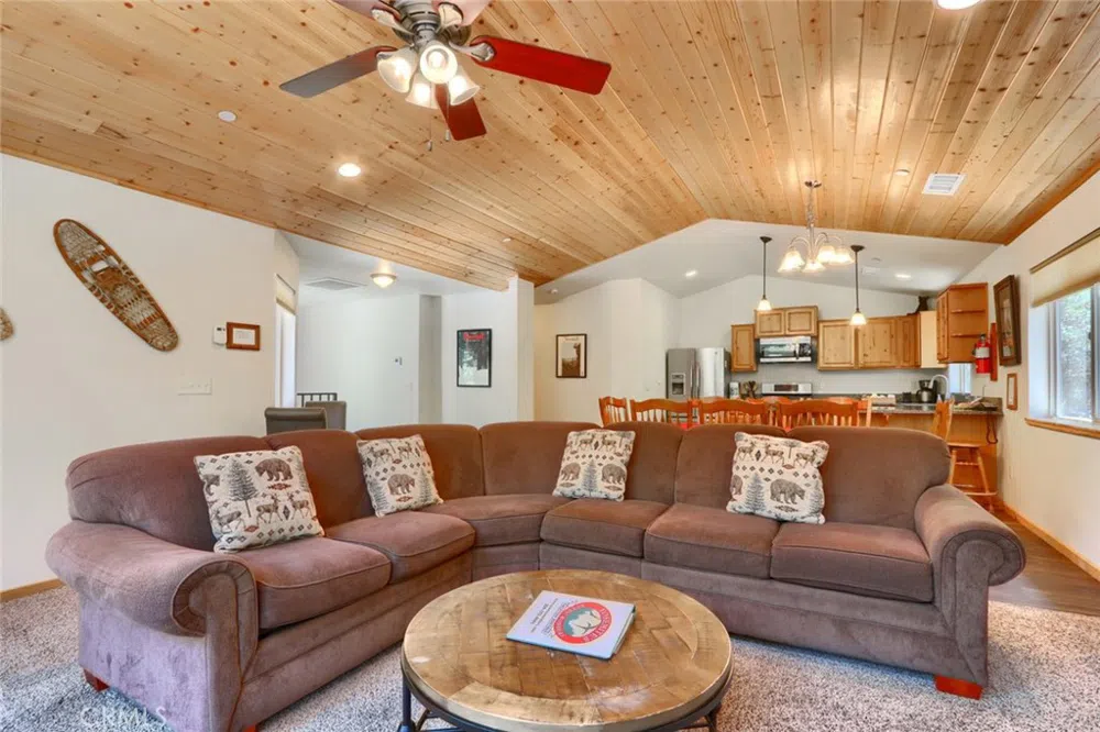 7400 Choke Cherry Lane Yosemite, CA 95389