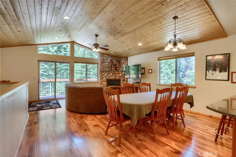 7400 Choke Cherry Lane Yosemite, CA 95389