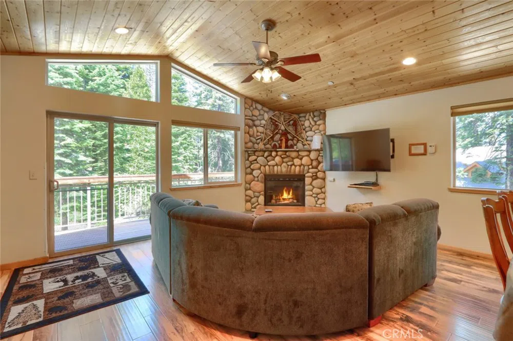 7400 Choke Cherry Lane Yosemite, CA 95389