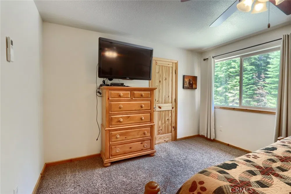 7400 Choke Cherry Lane Yosemite, CA 95389
