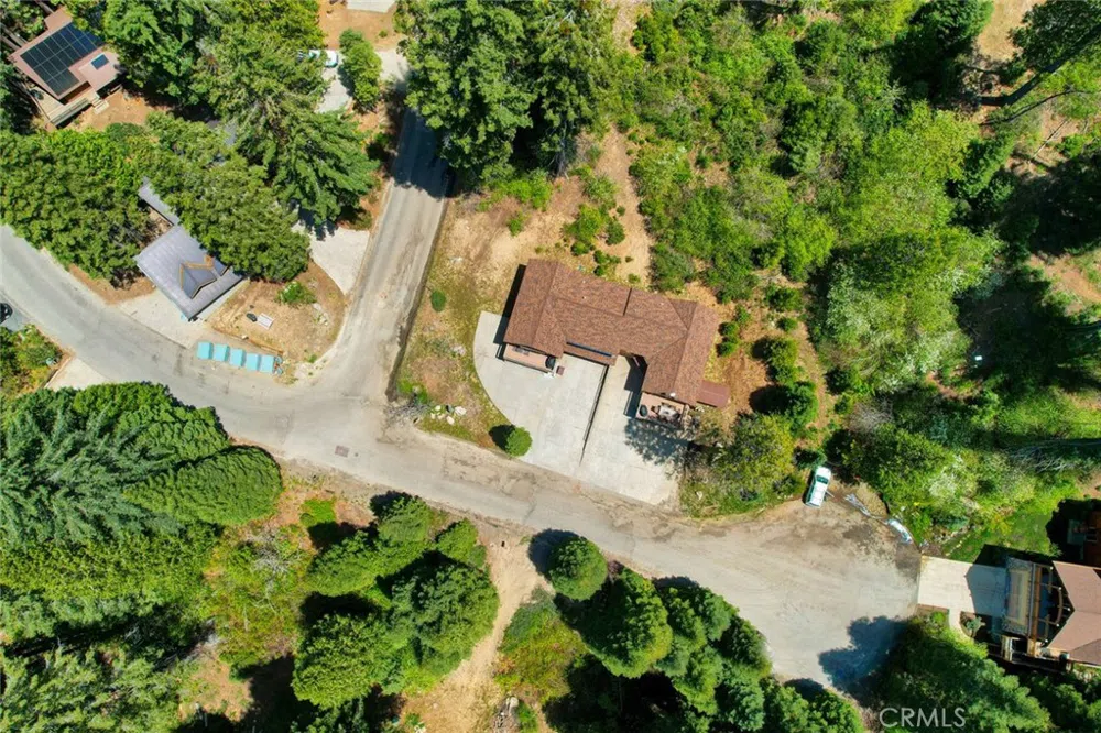 7400 Choke Cherry Lane Yosemite, CA 95389