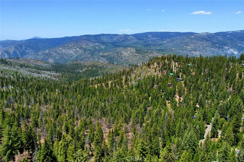 7400 Choke Cherry Lane Yosemite, CA 95389