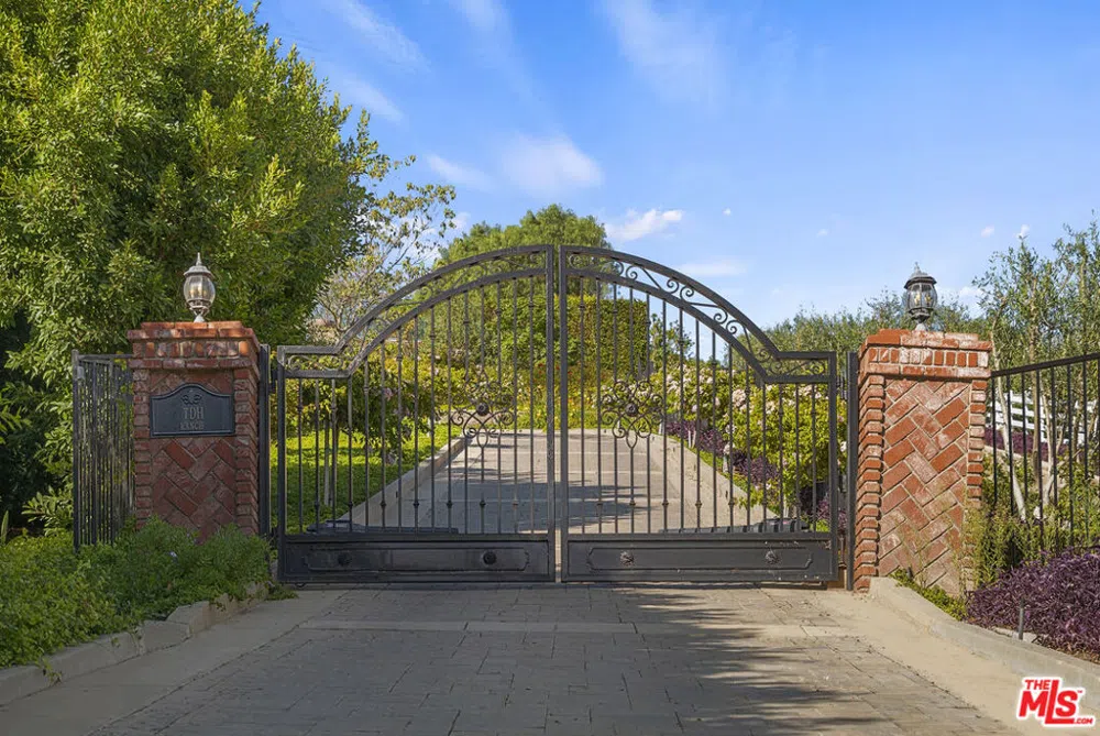 11875 Pradera Road Camarillo, CA 93012