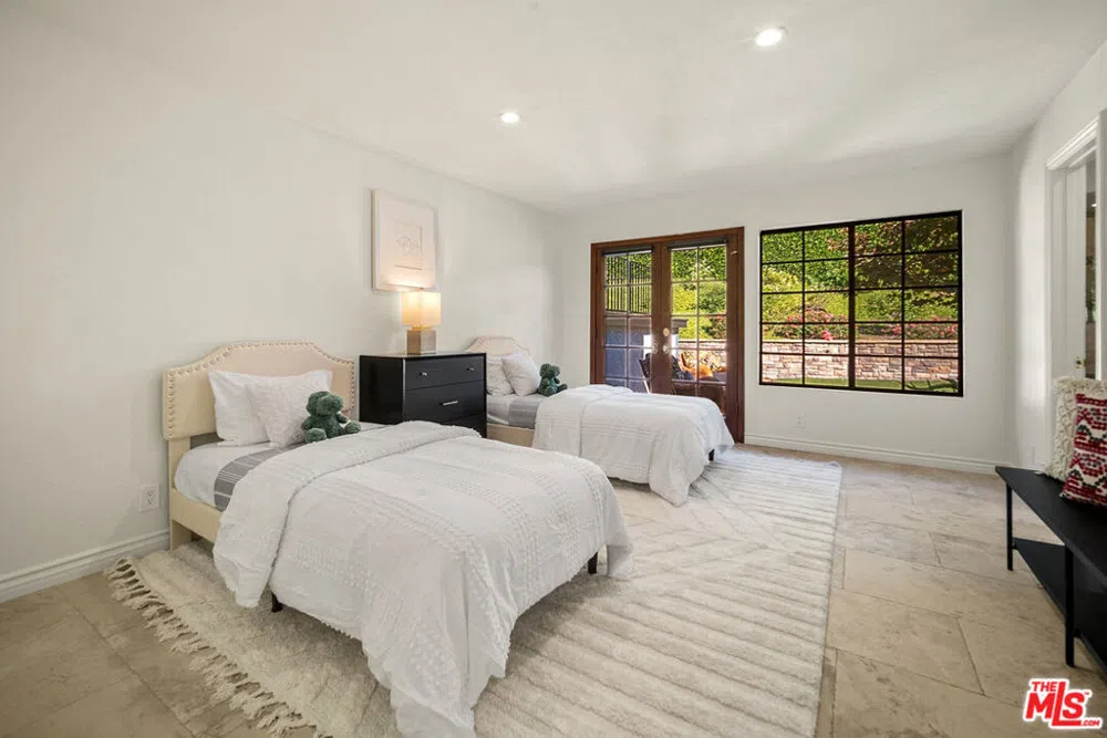 11875 Pradera Road Camarillo, CA 93012