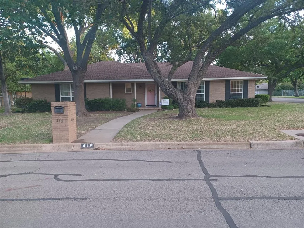 415 Magnolia Street Denton, TX 76201